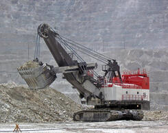 Large Cylindrical & Tapered Roller Bearings for Mining